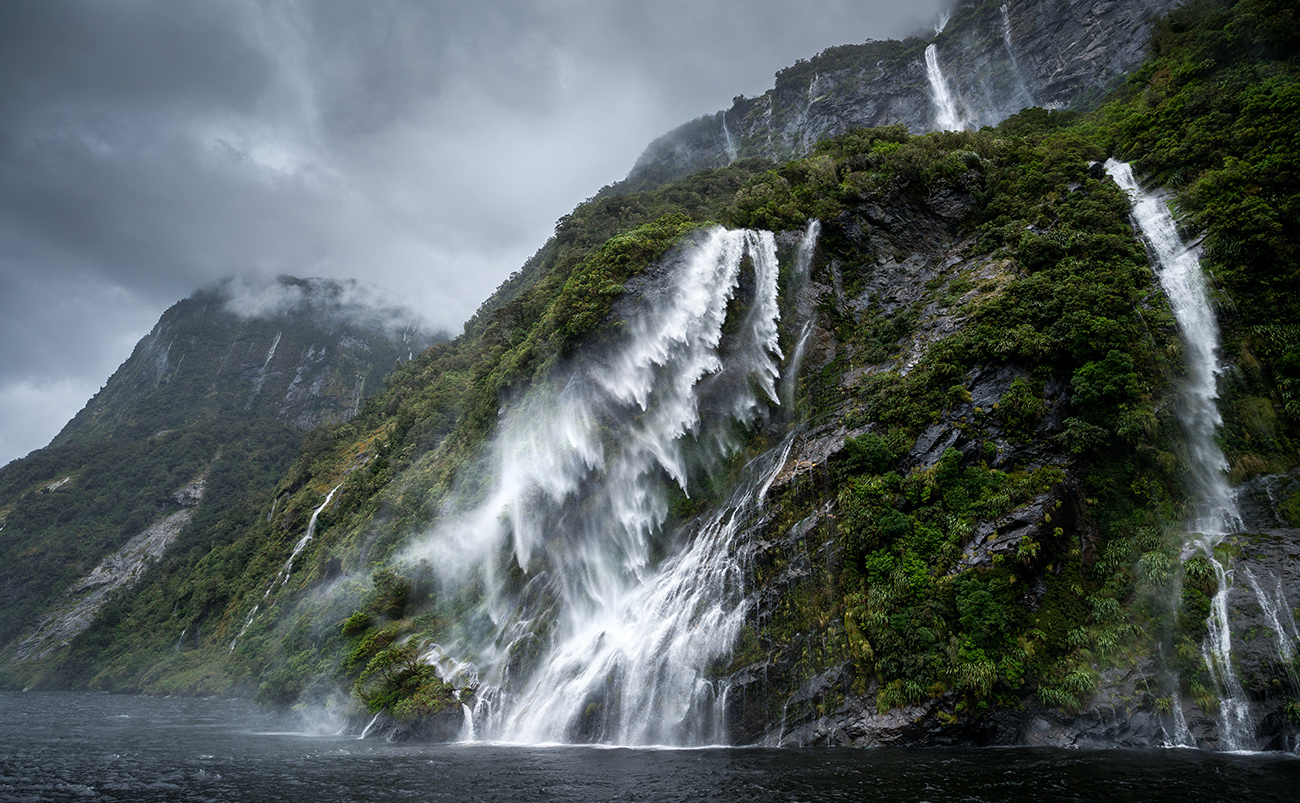 Milford Sound & Doubtful Sound Travel Guide | New Zealand | Relaxing ...